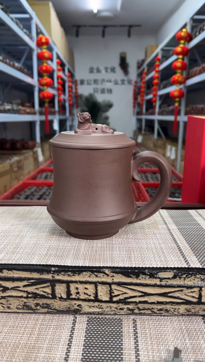 【闪购商品】紫砂茶杯卧虎藏龙光素茶隔盖杯礼盒装