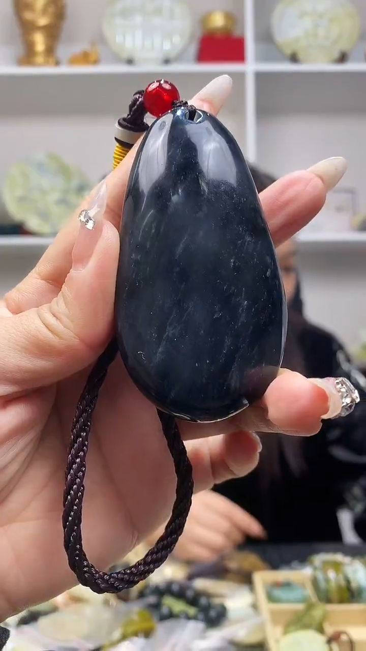 未镶嵌岫玉手把 