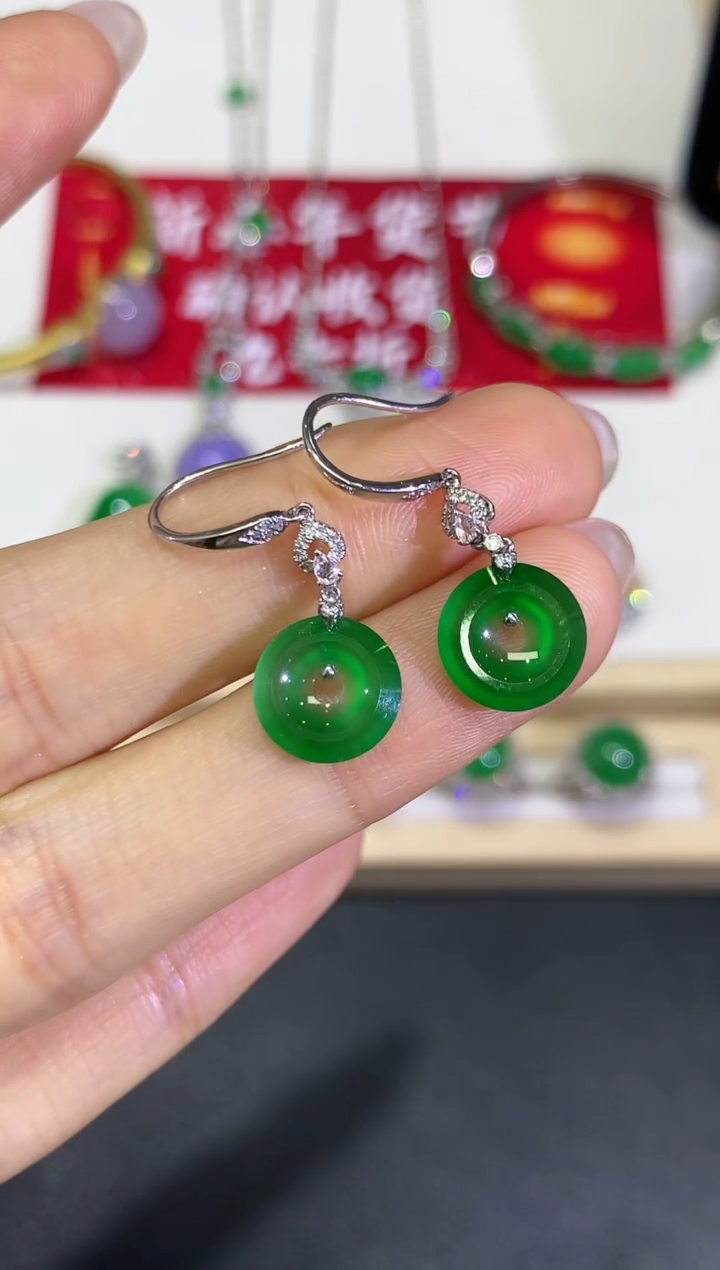 【闪购商品】定制翡翠18K金镶嵌1团购