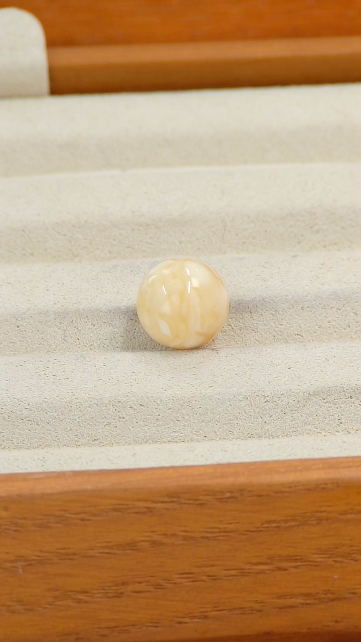 【闪购商品】蜜蜡裸石未镶嵌俄料微瑕11.2MM0.785克