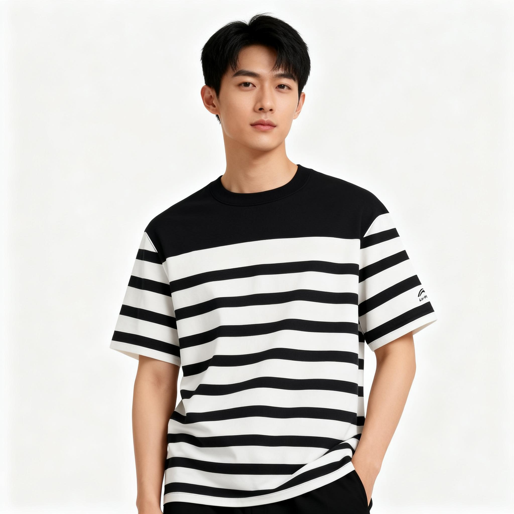 李宁男夏季新款运动潮流系列时尚条纹透气短袖文化衫AHSU299-B品