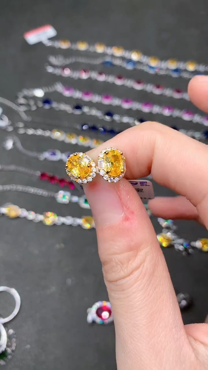 【闪购商品】蓝宝石耳饰银S925镶嵌.....