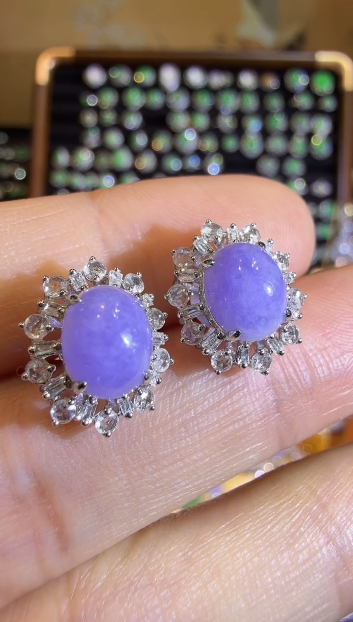 【闪购商品】翡翠耳饰18K金镶嵌冰紫紫罗兰蛋面耳钉（不封底）