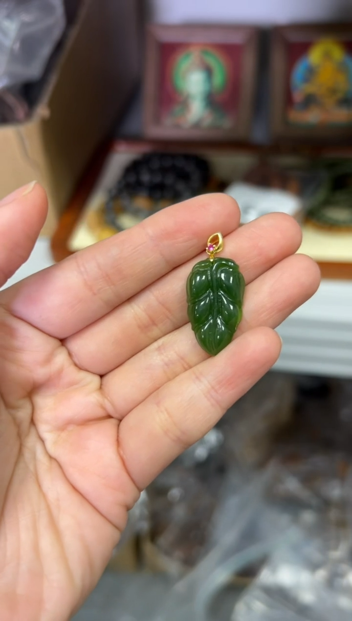 【闪购商品】和田玉颈饰银S925镶嵌和田碧玉叶子银吊坠[2494]