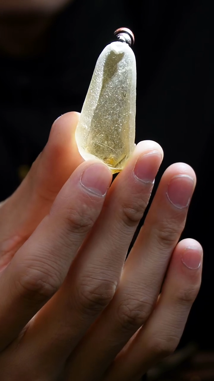 吊坠(赠链)未镶嵌水晶水晶