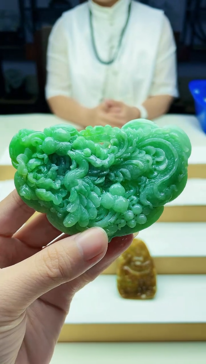 定制翡翠未镶嵌毛货08060075
