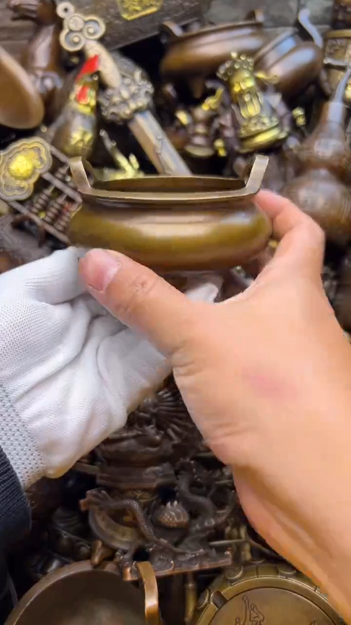 精美铜器，点击下单