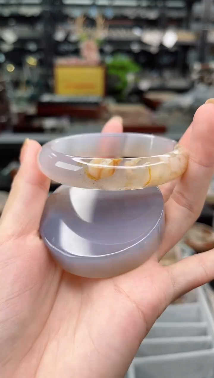 【闪购商品】石英质玉手镯未镶嵌57圈口（赠品镯心）1570116