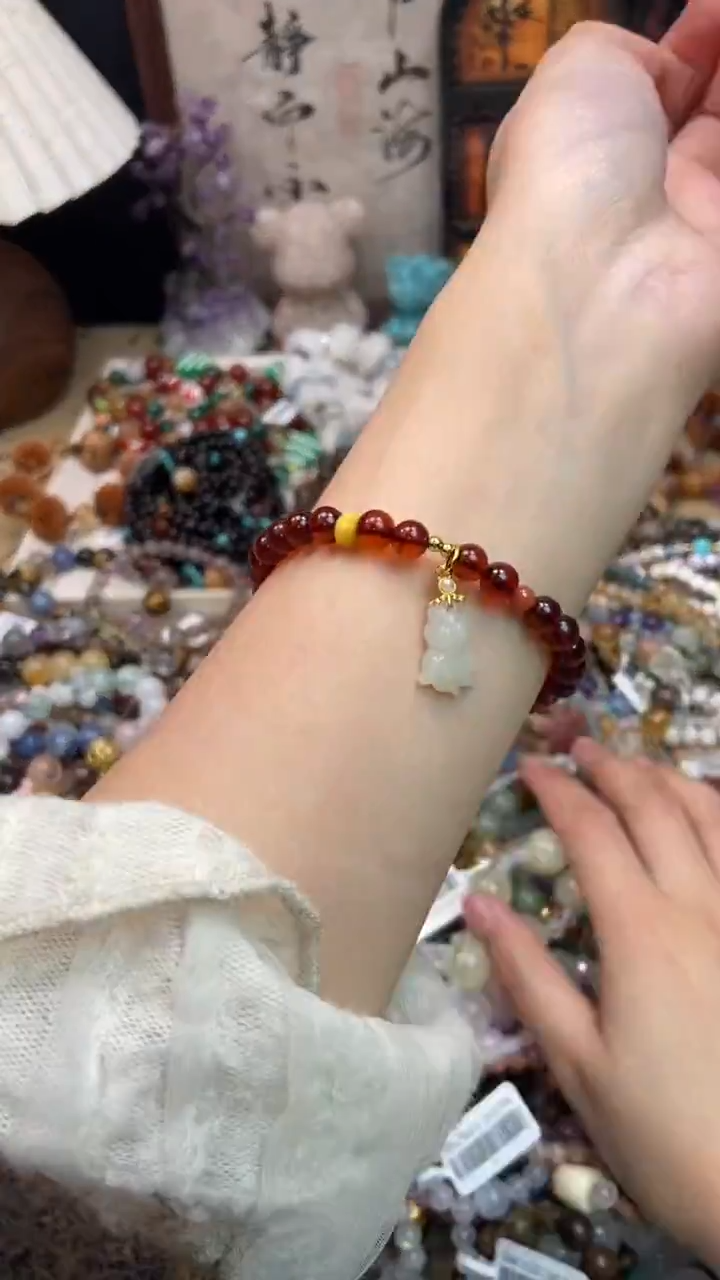 手链血珀未镶嵌415