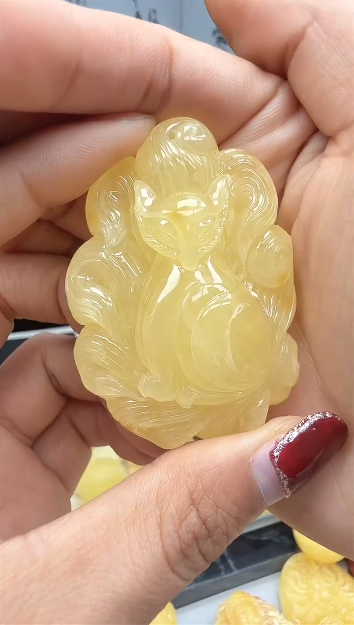 【闪购商品】琥珀裸石未镶嵌挂坠