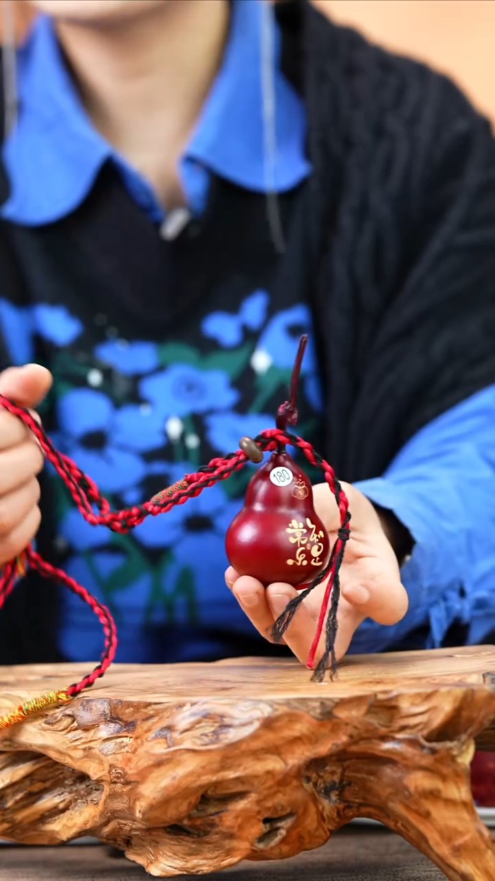 【闪购商品】180—光岳葫脖挂车挂天然大漆手捻小葫芦