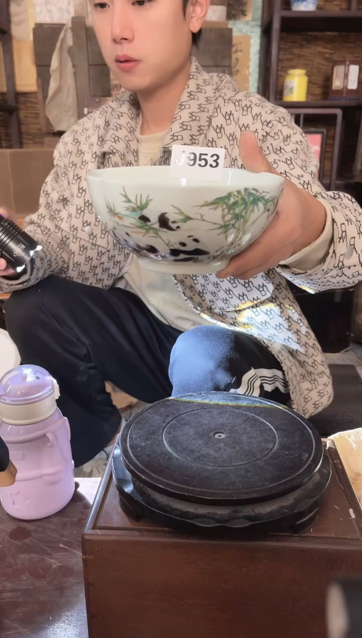 陶景德镇陶瓷摆件J953