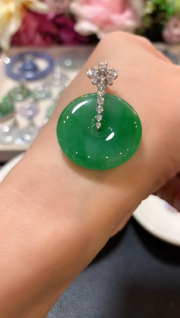 吊坠(不含链)18K金镶嵌翡翠z80 