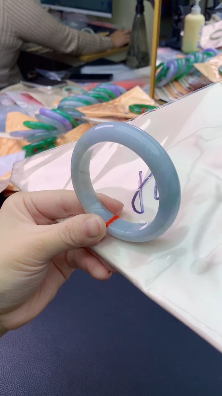 【闪购商品】翡翠手镯未镶嵌0699925219