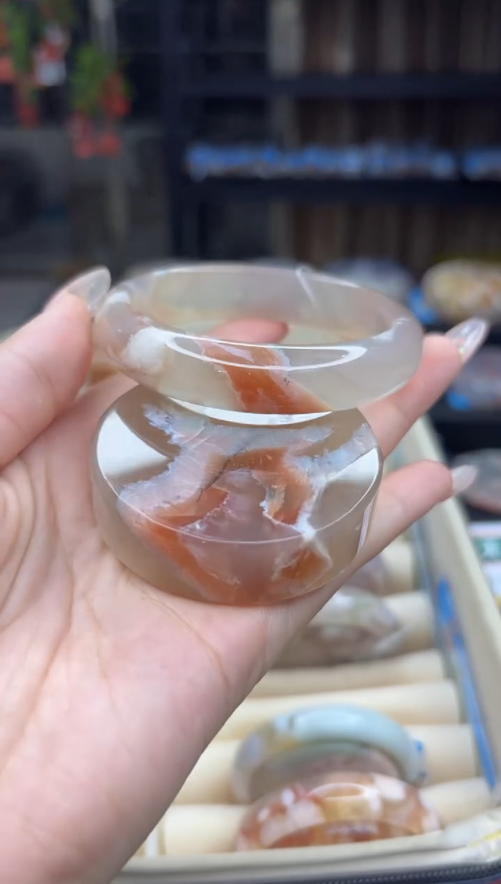 石英质玉手镯未镶嵌207(58圈赠送镯心)