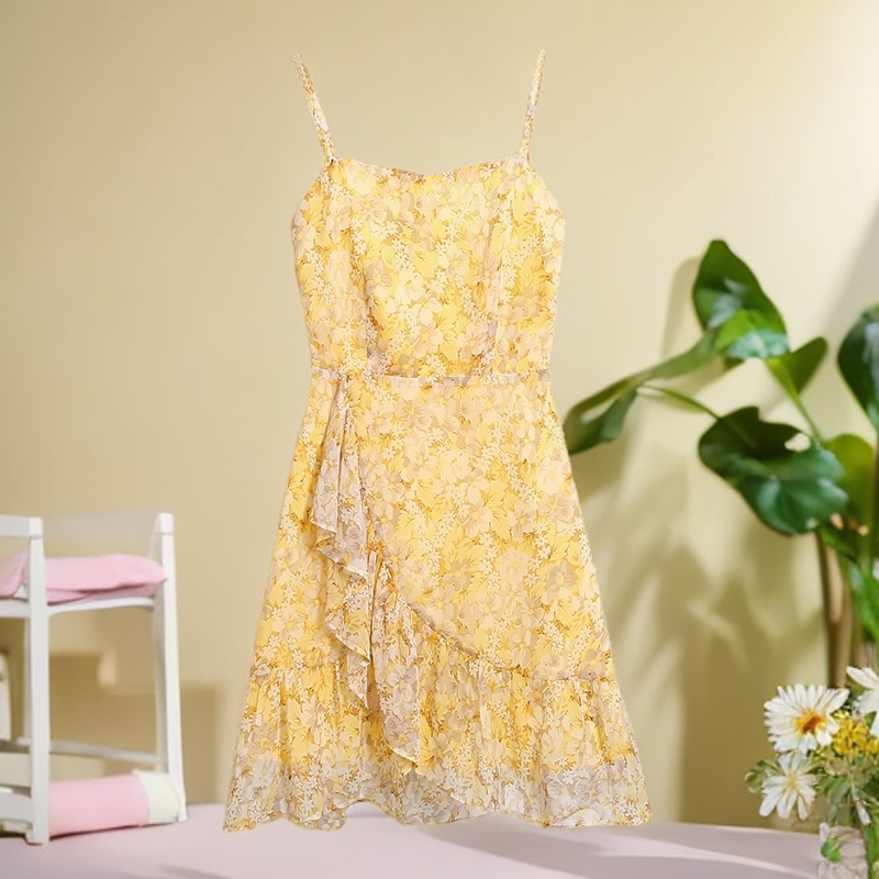 连衣裙碎花少女群气质流行夏季短款长款中长款吊带裙孤品古着中古