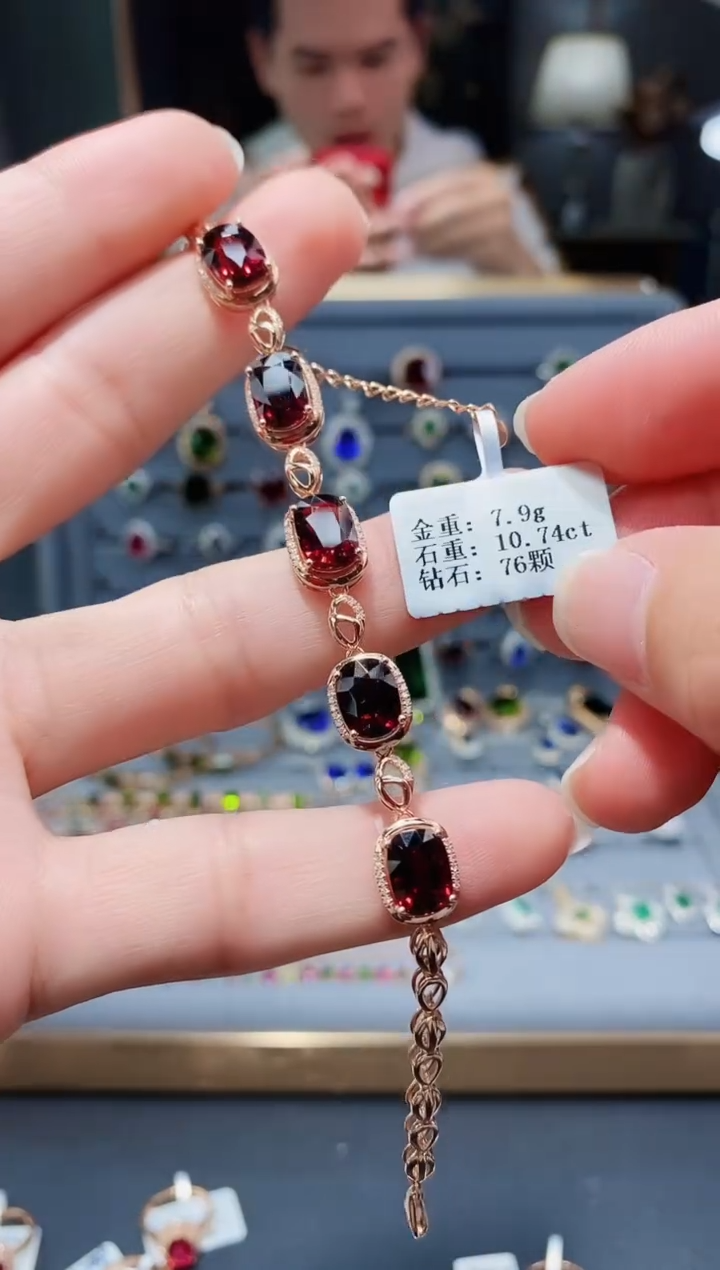 【闪购商品】碧玺手链18K金镶嵌10.74.