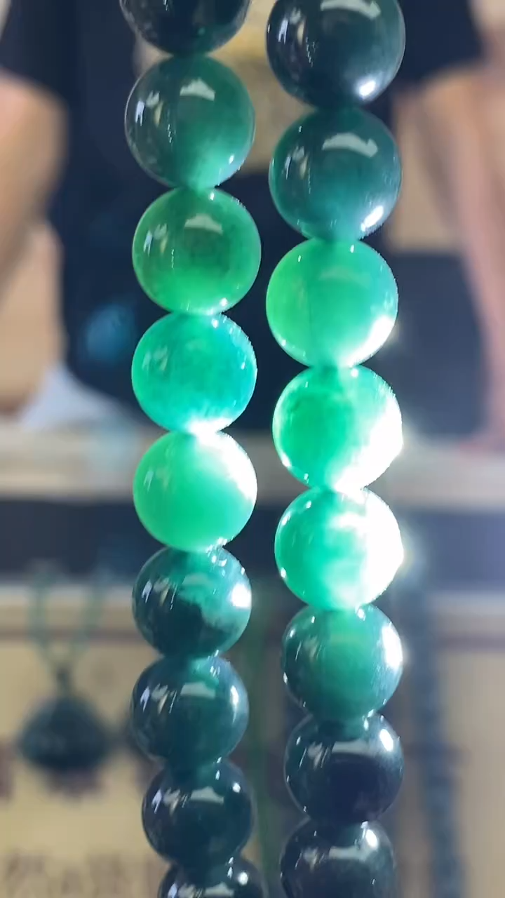 定制翡翠未镶嵌青***?********3