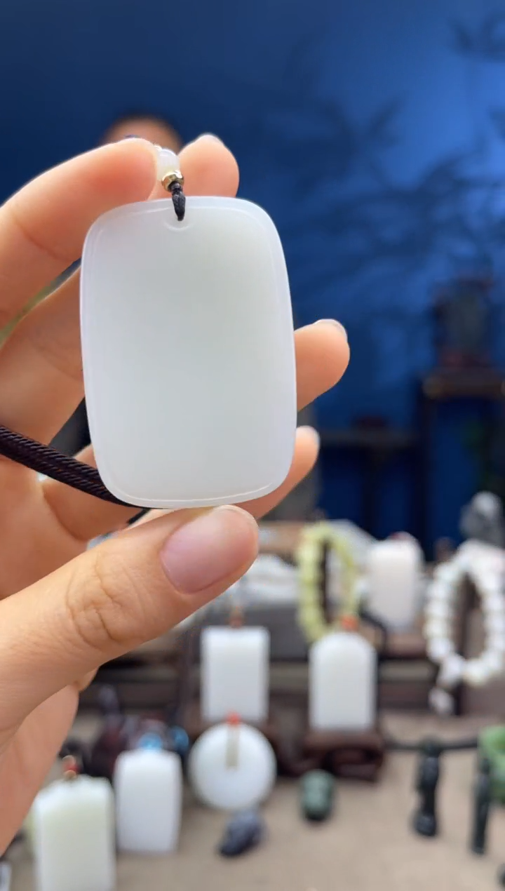 【闪购商品】和田玉颈饰未镶嵌1