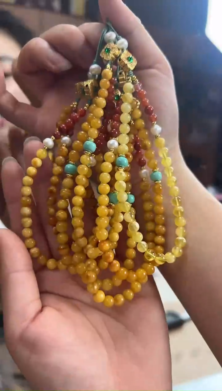 【闪购商品】琥珀裸石未镶嵌蜜蜡手机挂多样性发一条