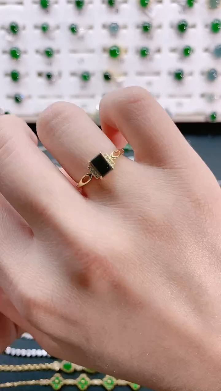 【闪购商品】翡翠戒指银S925镶嵌天然翡翠