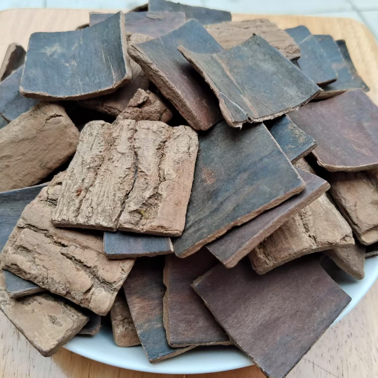 炒制杜仲深山老树去皮拉丝可泡酒煮水茶煲汤