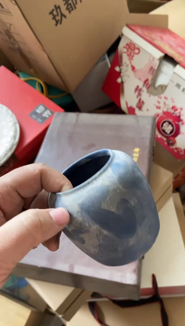 杯无运费险有瑕疵的摄影的产品有使用过的痕迹有点脏介意勿拍