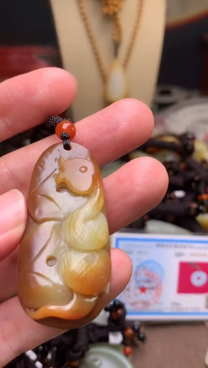 颈饰未镶嵌和田玉新疆料青海料清水和田玉吊坠