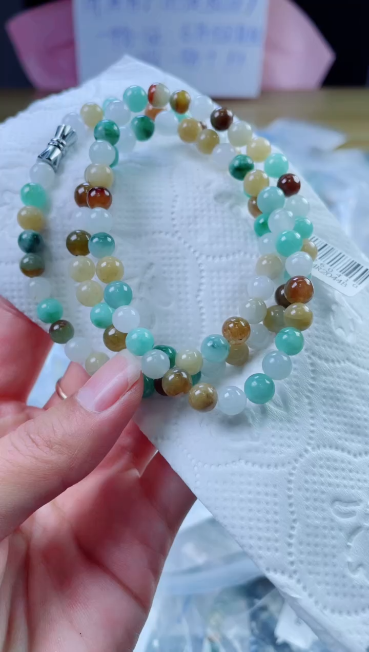 定制翡翠未镶嵌珠串