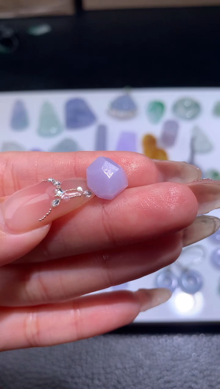 【闪购商品】定制翡翠未镶嵌毛货