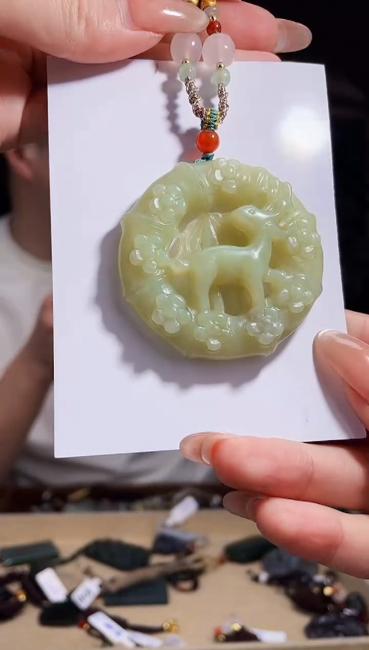 【闪购商品】和田玉颈饰未镶嵌拍一发一