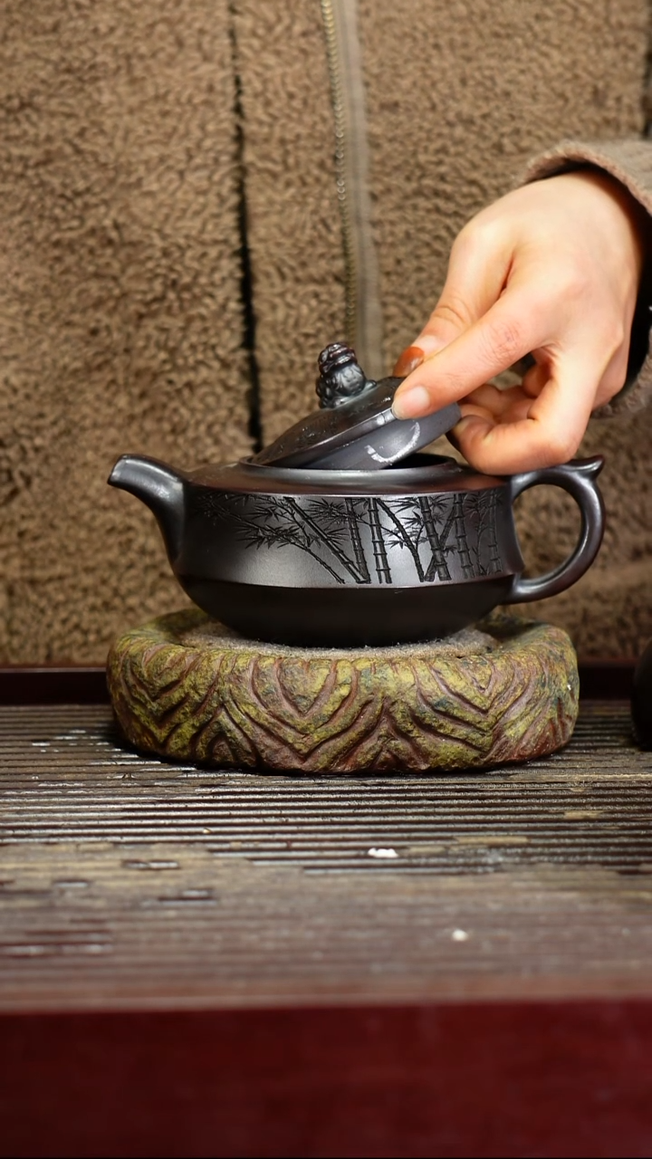 宜兴原矿紫砂壶茶壶宜兴原矿紫砂壶茶壶300C