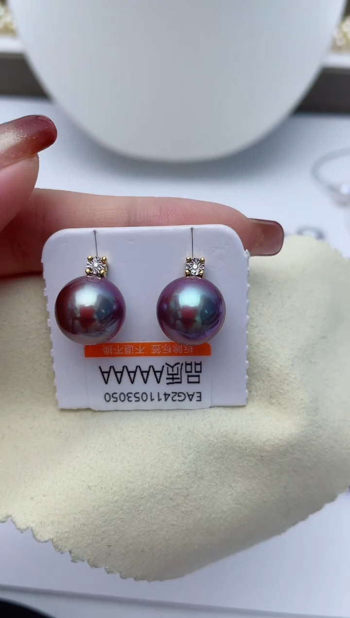 【闪购商品】淡水珍珠耳饰18K金镶嵌W31