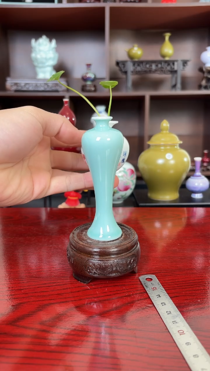 摆件瓷12.28早微瑕小花瓶摆件迷你