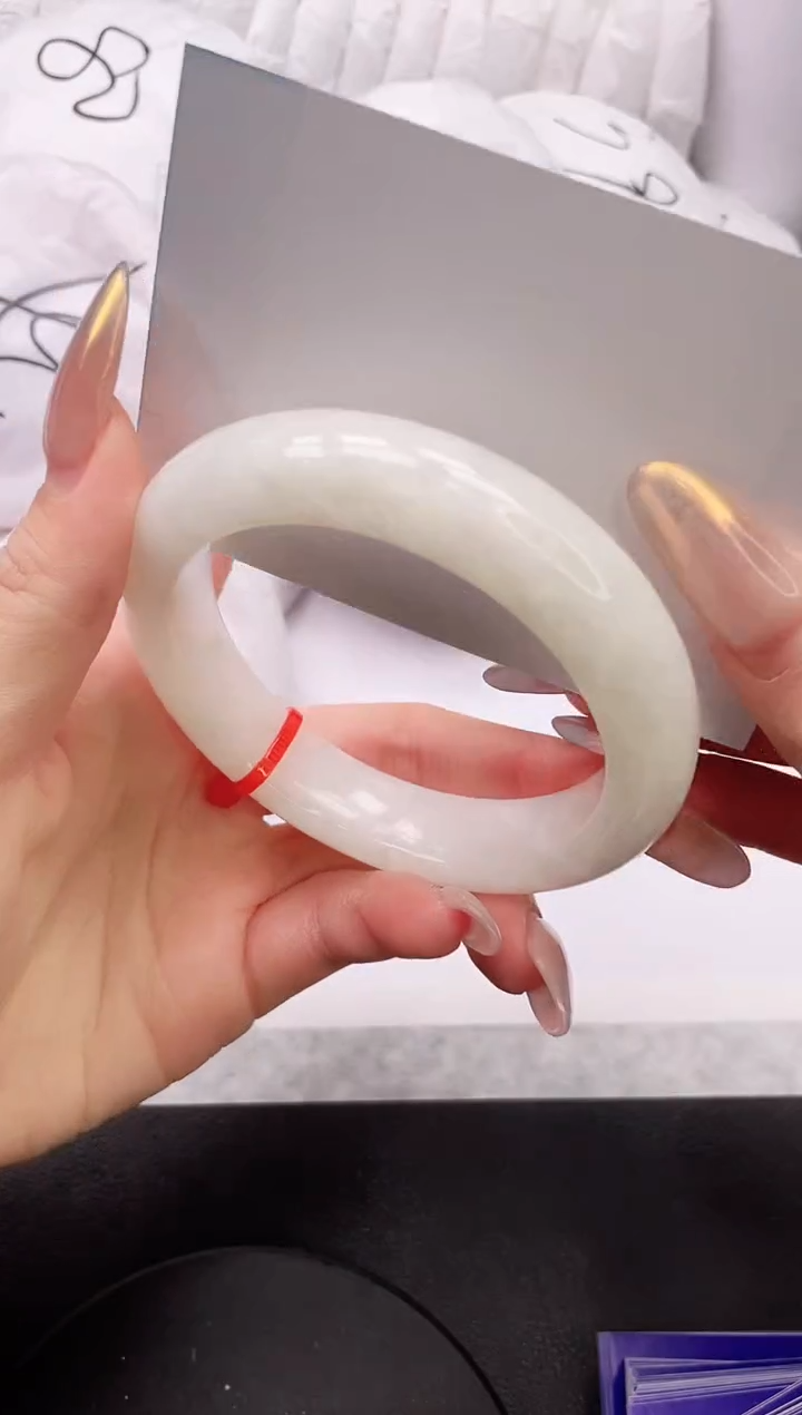 【闪购商品】和田玉手镯未镶嵌10K286-57