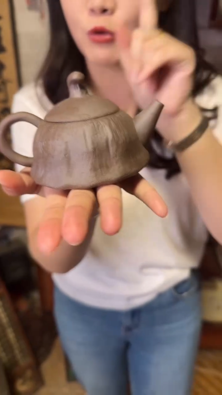 【微瑕专场清货】不退换黑金沙莲蓬壶