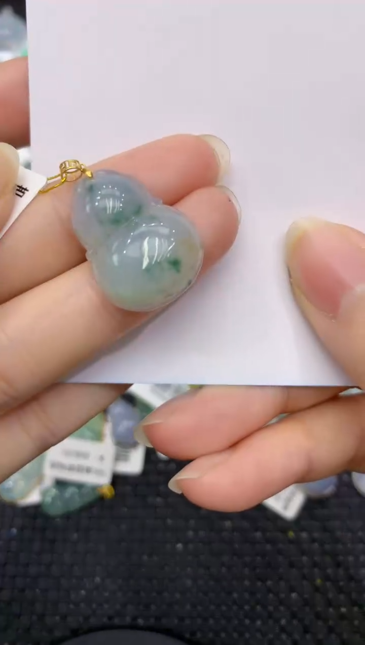 【闪购商品】翡翠颈饰18K金镶嵌8888888888