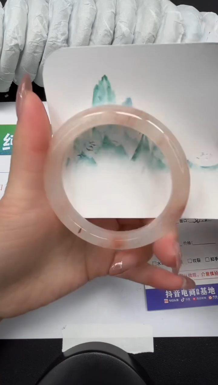 【闪购商品】石英质玉手镯未镶嵌159-56.8