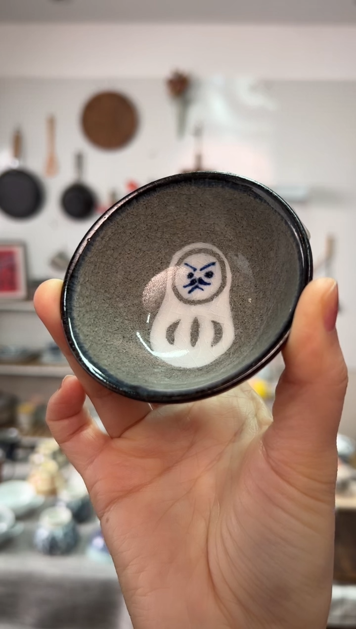 瓷孤品特价福利赤巻平盃 化粧達磨