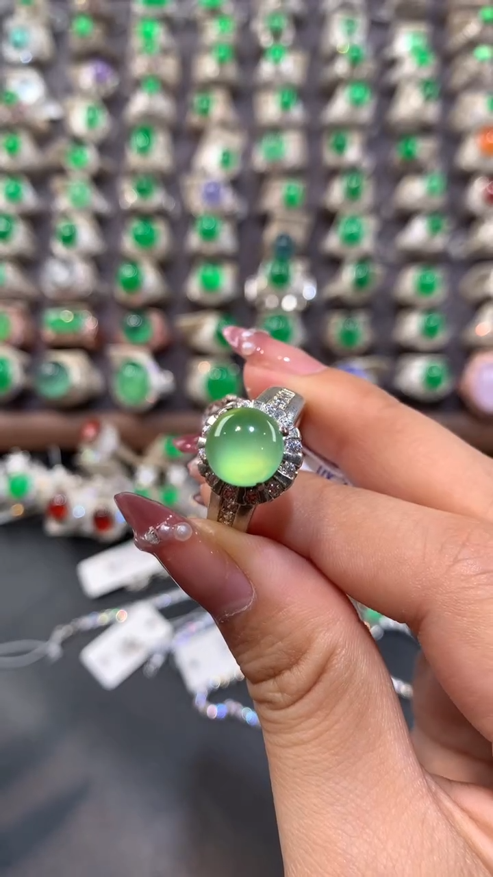 定制翡翠未镶嵌翡翠戒面