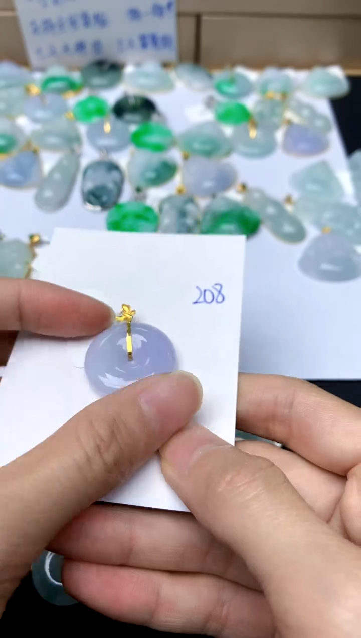 【闪购商品】翡翠颈饰18K金镶嵌208天然A货翡翠