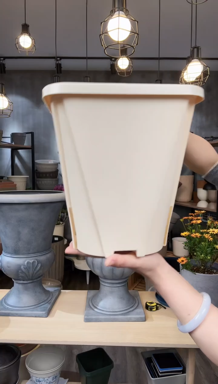 【闪购商品】塑料大号控根盆白色2只带托