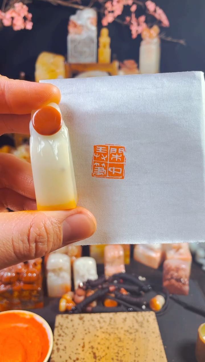 【闪购商品】寿山石印石手工篆刻《闲中弄笔》