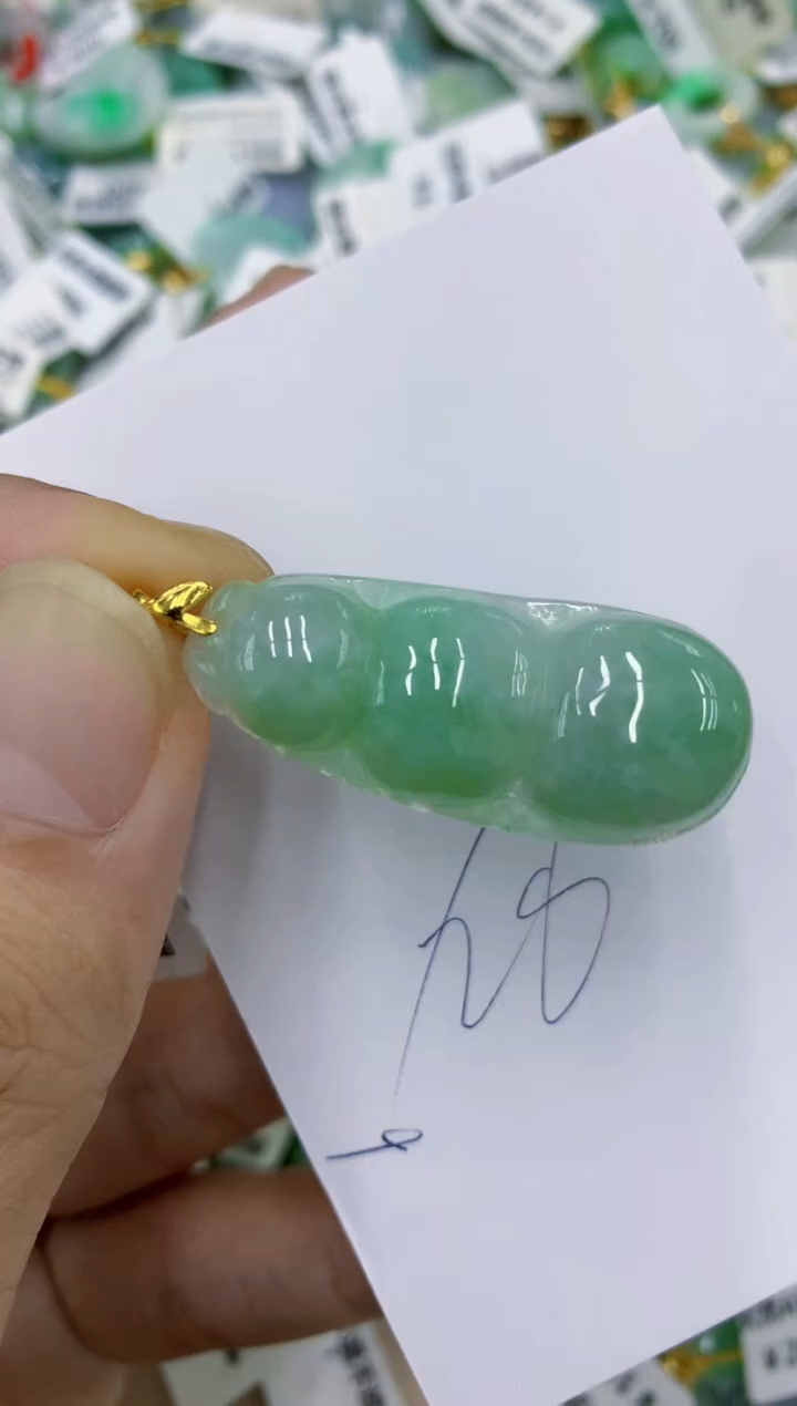 颈饰未镶嵌翡翠111111111111