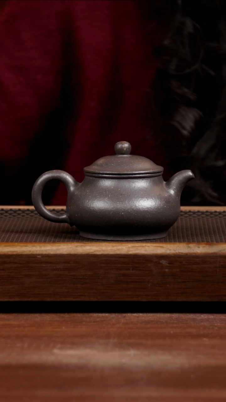 【闪购商品】紫砂茶壶8目粗砂天青潘壶250CC