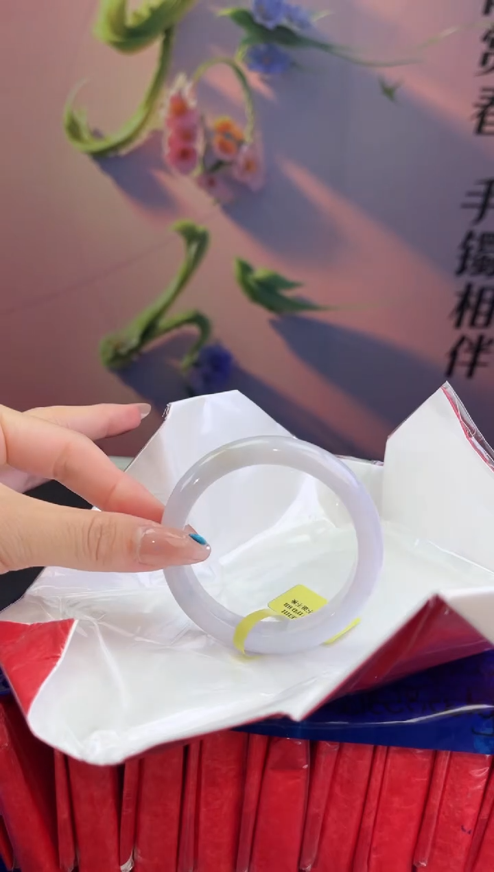 翡翠未镶嵌手镯翡翠手镯