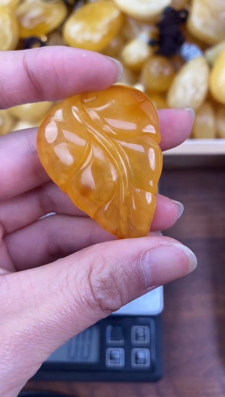 裸石琥珀未镶嵌天然蜜蜡琥珀