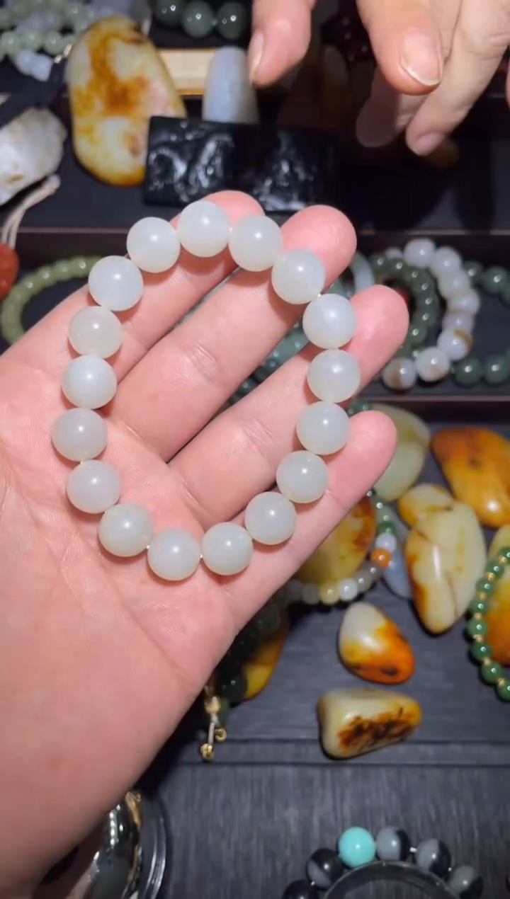 未镶嵌手串和田玉卡12手串