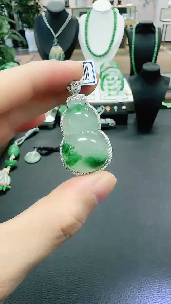 未镶嵌1石英质玉（非洲翠）/6623