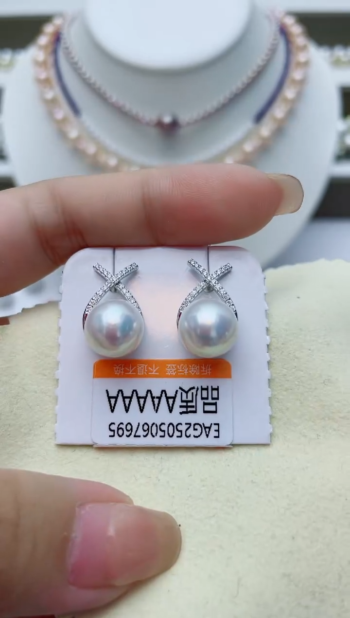 银S925镶嵌淡水珍珠耳饰W31